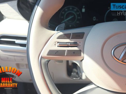 Used 2023 Hyundai Palisade Calligraphy AWD/4WD image 17