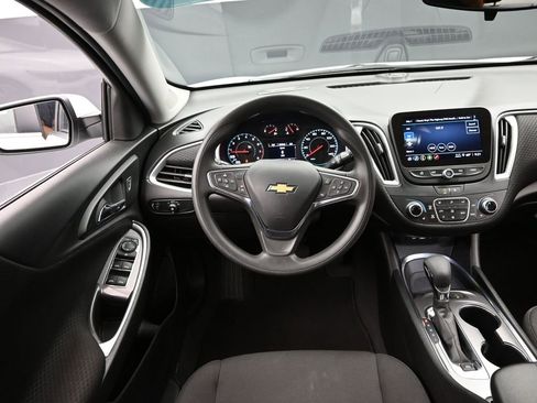 Certified 2024 Chevrolet Malibu LT image 10