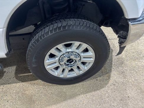 Used 2018 Ford F250 XLT w/ XLT Value Package image 12