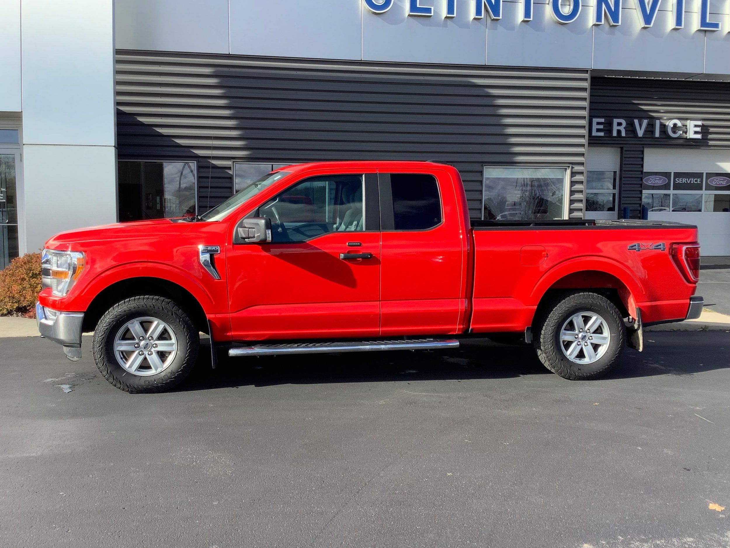 Certified 2021 Ford F150 XLT w/ Trailer Tow Package AWD/4WD image 2