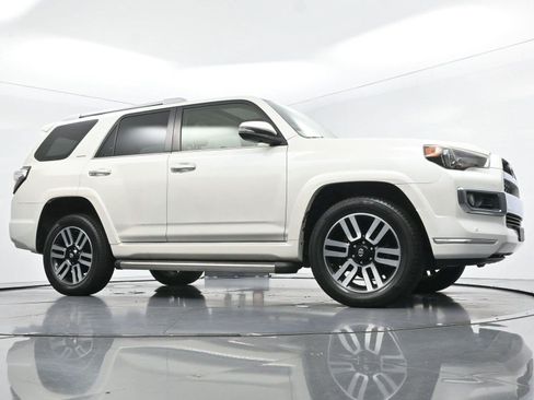 Used 2016 Toyota 4Runner Limited AWD/4WD image 45