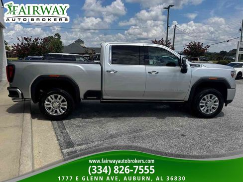 Used 2021 GMC Sierra 2500 Denali w/ Denali Ultimate Package AWD/4WD image 5