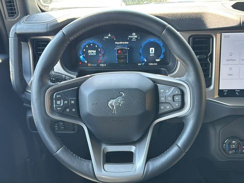 Certified 2025 Ford Bronco Outer Banks AWD/4WD image 21