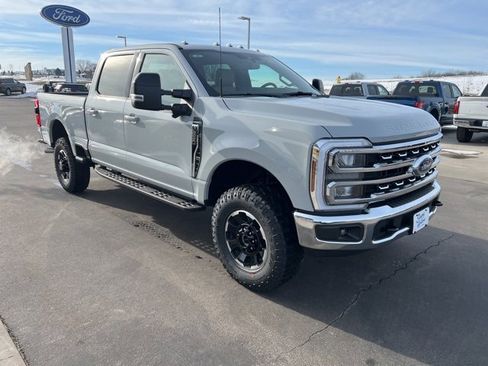 New 2026 Ford F250 Lariat w/ Tremor Off-Road Package image 3