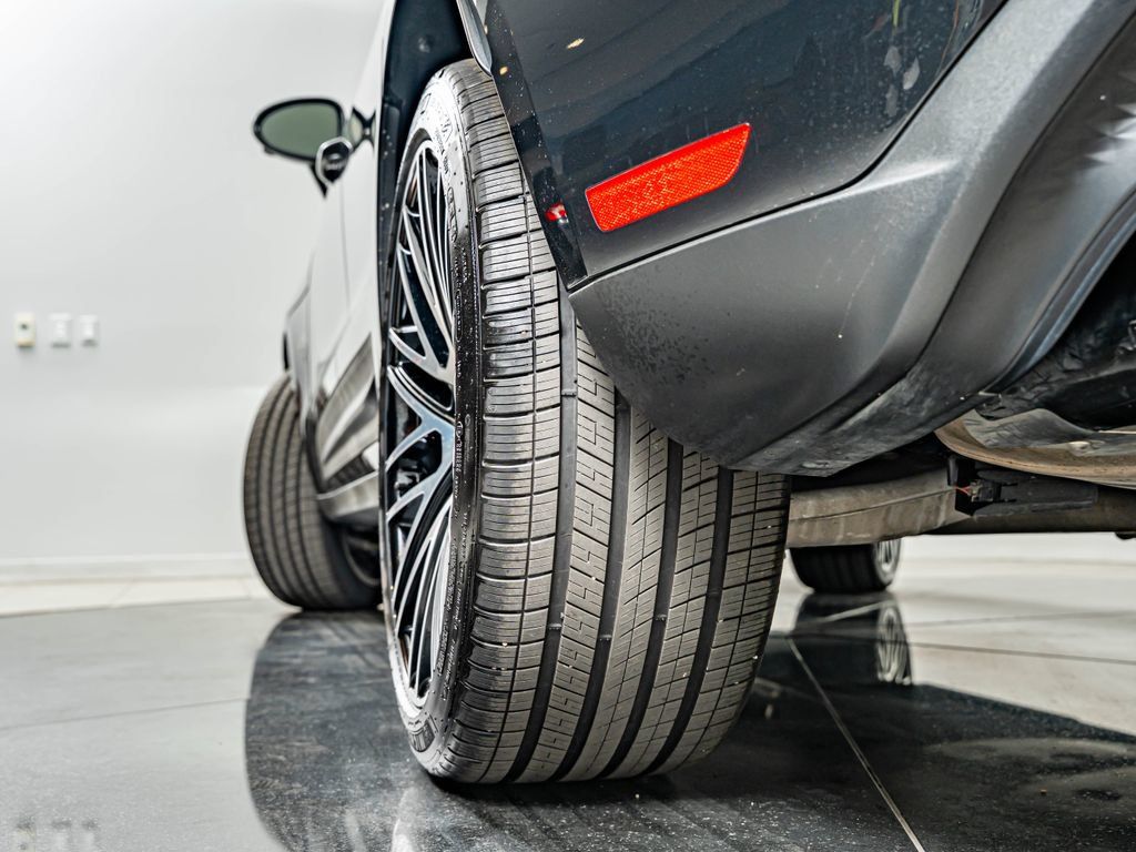 Certified 2026 Porsche Macan AWD/4WD image 53