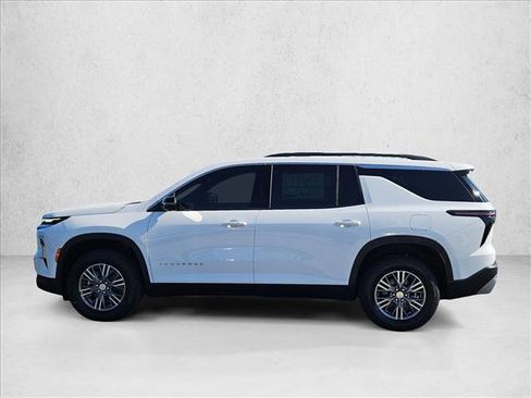 New 2026 Chevrolet Traverse LT w/ Driver Confidence Package image 5