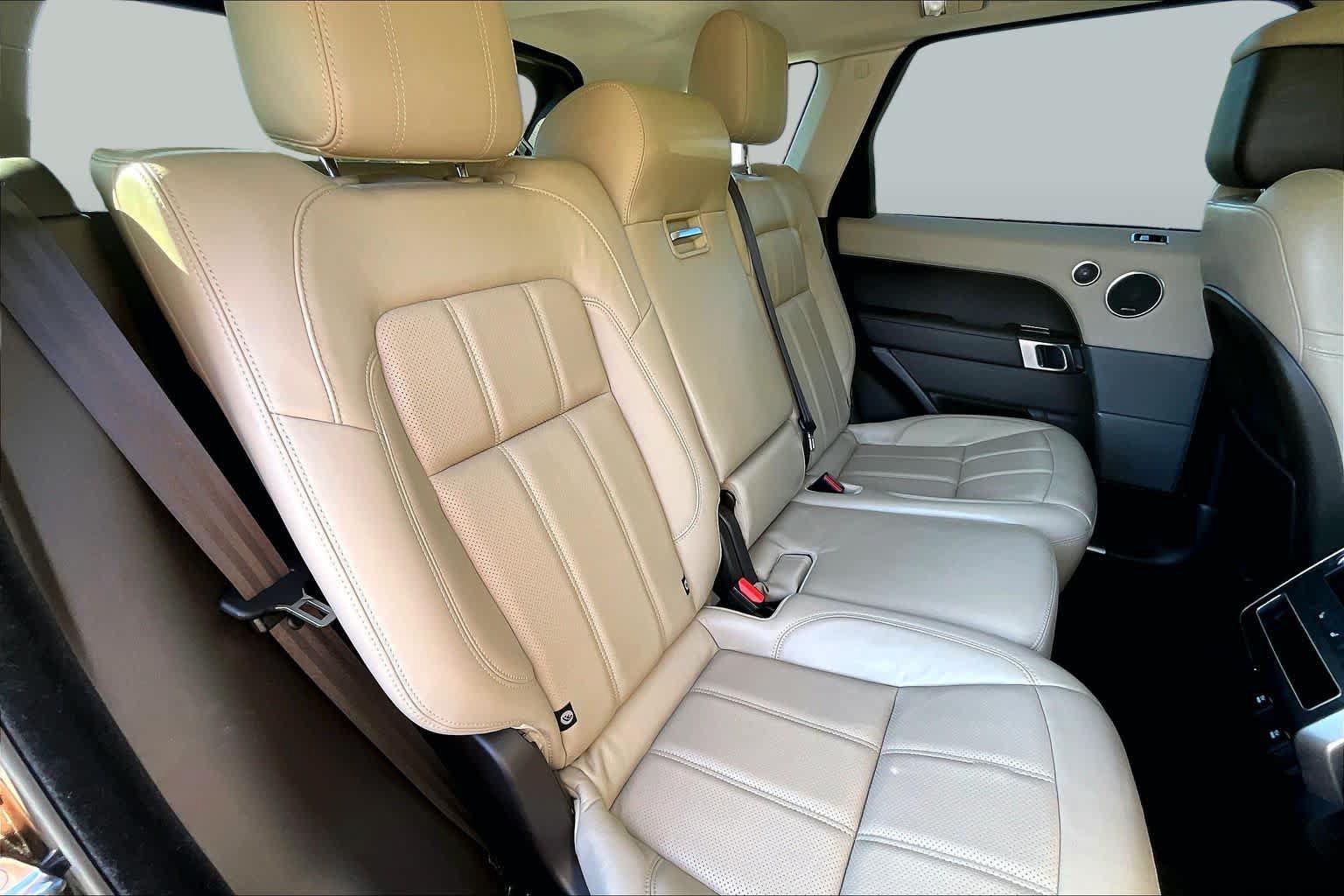 Used 2019 Land Rover Range Rover Sport HSE AWD/4WD image 19
