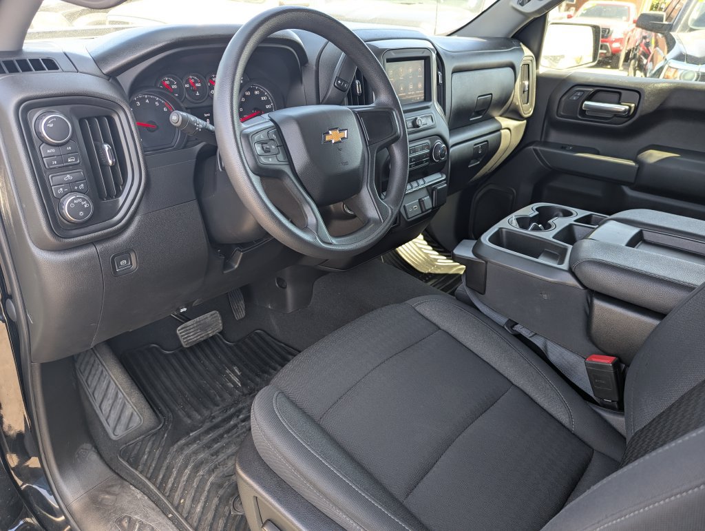 Used 2022 Chevrolet Silverado 1500 Custom AWD/4WD image 22