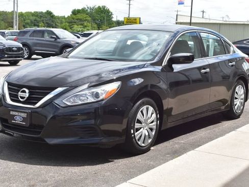 Used 2018 Nissan Altima 2.5 S w/ S Convenience Package FWD image 11