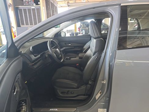 Used 2024 Nissan Ariya FWD image 7