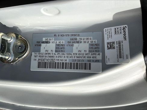 Used 2017 MAZDA MX-5 Miata Sport image 27