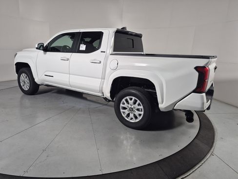 New 2025 Toyota Tacoma Limited image 3