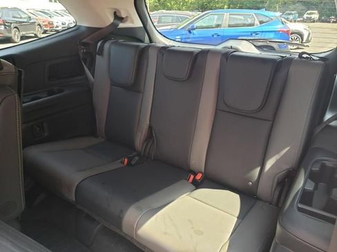 Used 2025 Subaru Ascent Onyx Edition image 13