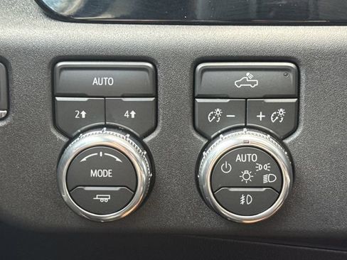 Used 2026 GMC Sierra 1500 Elevation AWD/4WD image 28