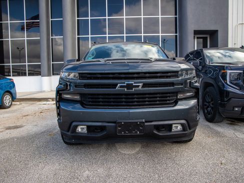 Used 2020 Chevrolet Silverado 1500 RST image 4