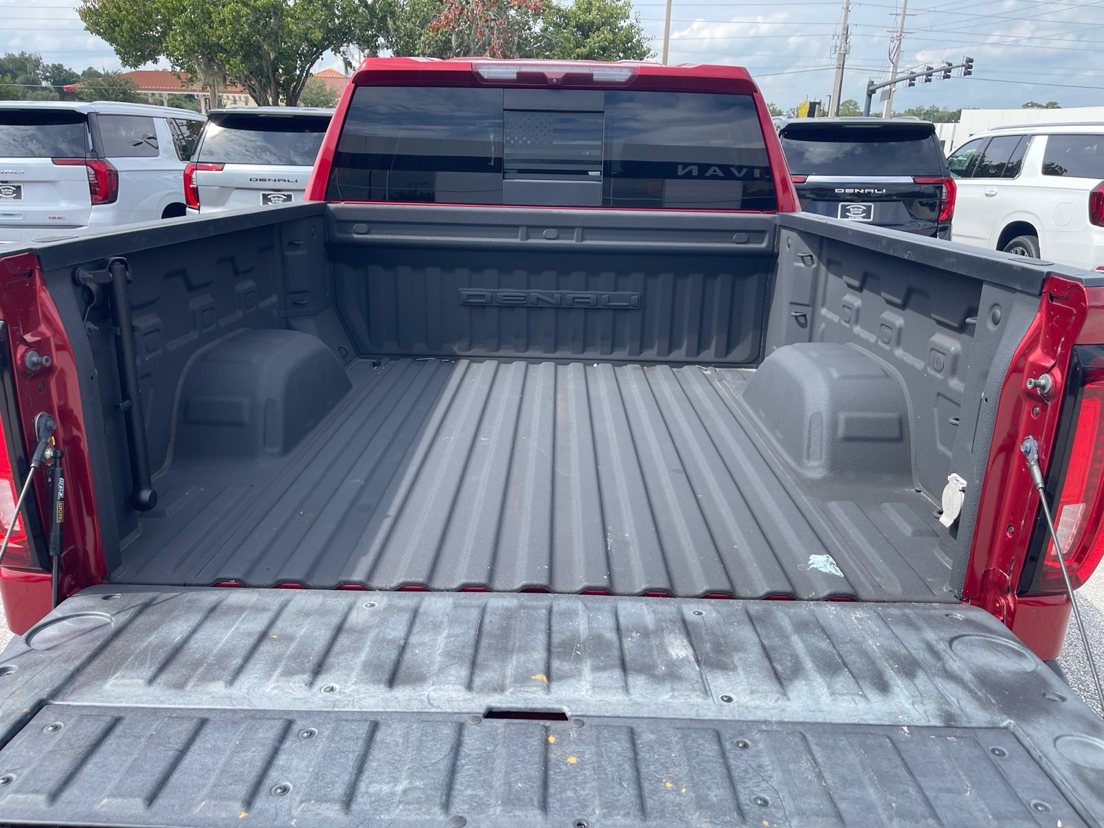 Used 2022 GMC Sierra 1500 Denali AWD/4WD image 4