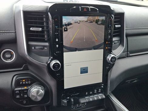 Used 2023 RAM 1500 Laramie AWD/4WD image 18