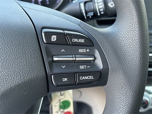 Used 2020 Hyundai Elantra SE w/ Cargo Package (C1) image 25