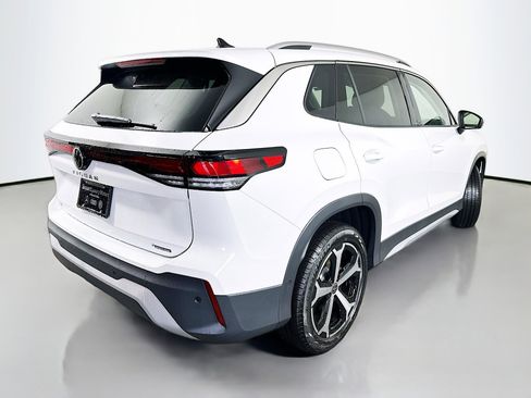 New 2026 Volkswagen Tiguan SE AWD/4WD image 7