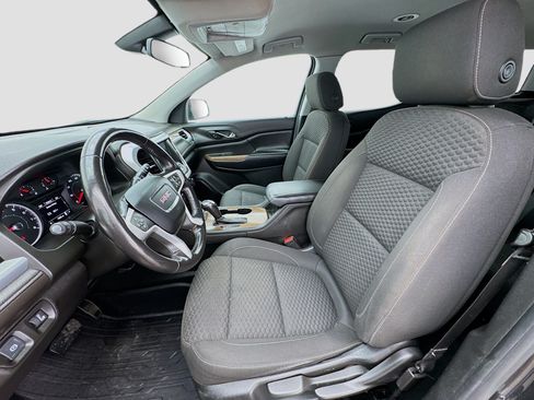 Used 2019 GMC Acadia SLE w/ LPO, Floor Liner Package FWD image 13