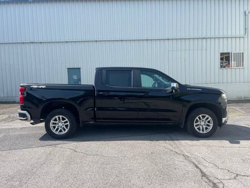 Used 2021 Chevrolet Silverado 1500 LT AWD/4WD image 4