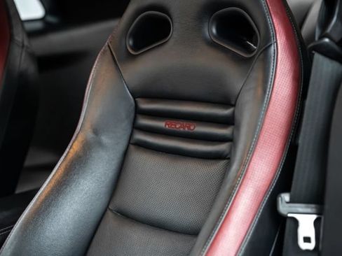 Used 2014 Nissan GT-R Black Edition AWD/4WD image 21