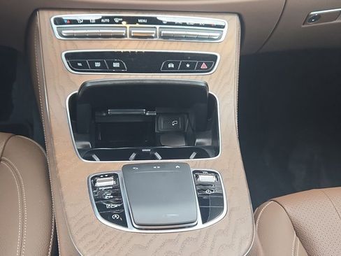 Certified 2022 Mercedes-Benz E 350 4MATIC Sedan image 13
