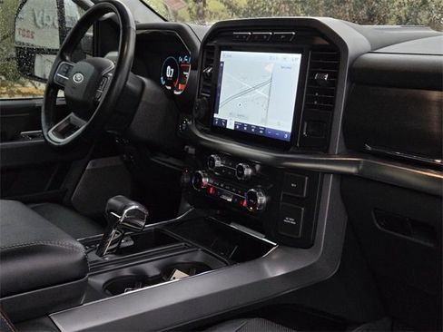 Used 2022 Ford F150 Lariat image 36