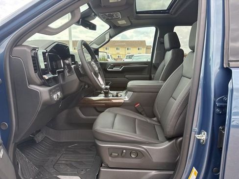 New 2026 GMC Sierra 1500 Elevation w/ Elevation Premium Package AWD/4WD image 16