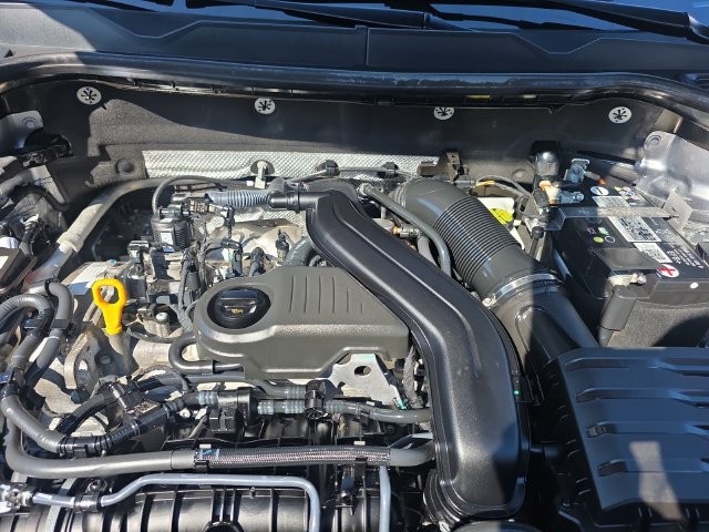 Certified 2023 Volkswagen Taos S FWD image 24
