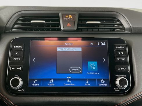 Used 2024 Nissan Versa SR image 21