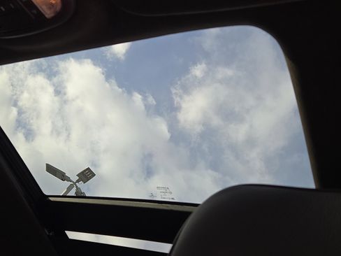 Used 2015 Jeep Grand Cherokee Summit image 15