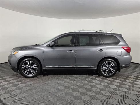 Used 2018 Nissan Pathfinder Platinum AWD/4WD image 8