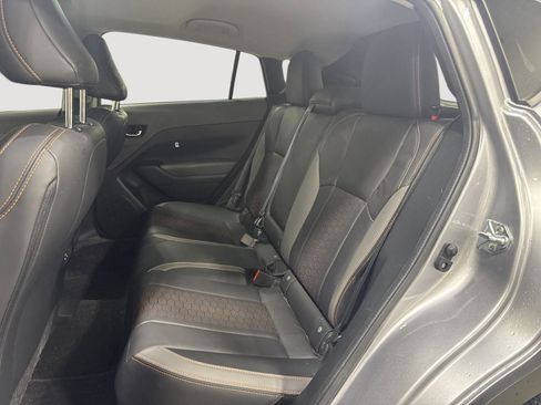 Used 2025 Subaru Crosstrek 2.5i Limited w/ Crosstrek Mirror Package AWD/4WD image 6
