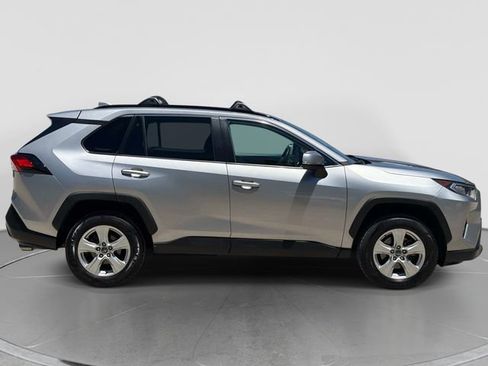 Used 2020 Toyota RAV4 XLE w/ XLE Grade Weather Package AWD/4WD image 2