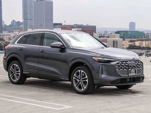 New 2026 Audi Q5 Premium AWD/4WD image 3