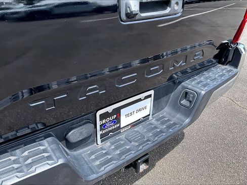 Used 2021 Toyota Tacoma SR5 RWD image 30
