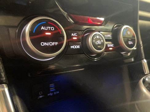 Used 2023 Subaru Forester Touring image 11