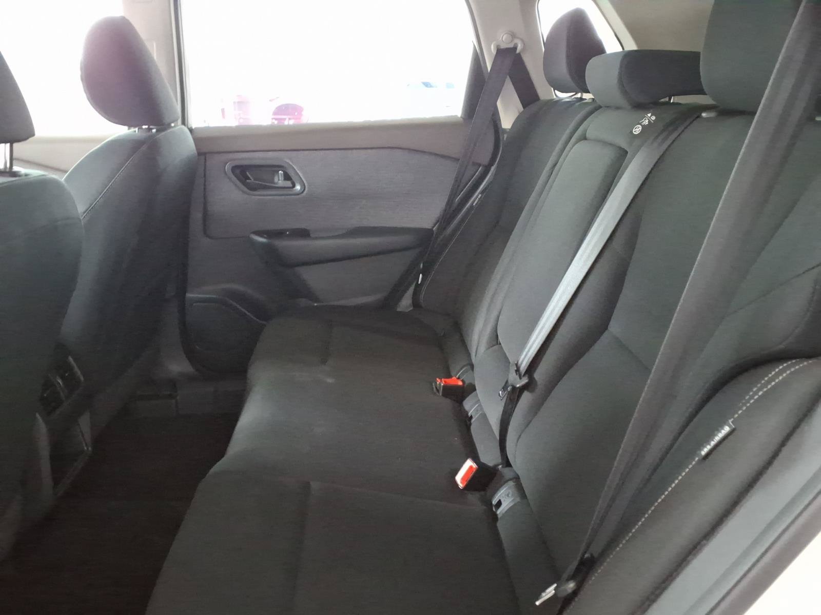 Used 2023 Nissan Rogue S AWD/4WD image 14