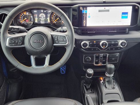 Used 2024 Jeep Wrangler Sahara w/ Technology Group image 26