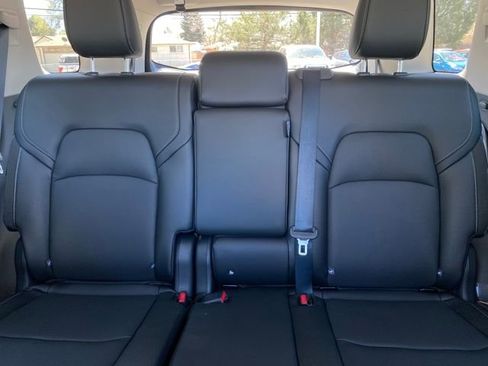 New 2026 Nissan Pathfinder SL image 11