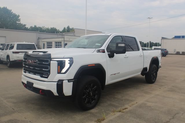Used 2025 GMC Sierra 2500 AT4 AWD/4WD image 1