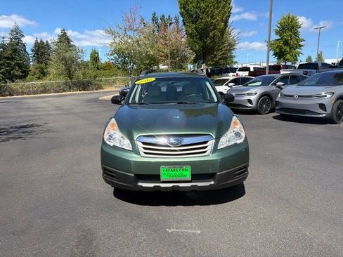 Used 2012 Subaru Outback 2.5i AWD/4WD image 2