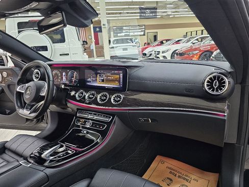 Used 2018 Mercedes-Benz E 400 4MATIC Coupe w/ Premium 3 Package image 22