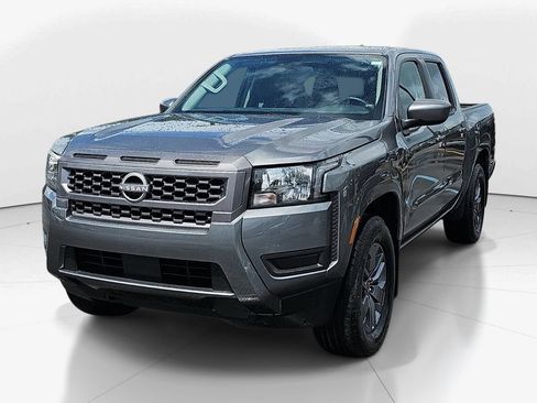 Used 2025 Nissan Frontier SV RWD image 11