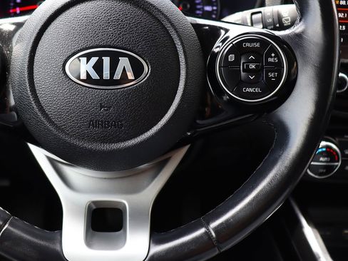 Used 2020 Kia Soul EX FWD image 54