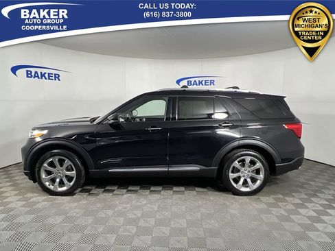 Used 2020 Ford Explorer Platinum w/ Premium Technology Package image 5