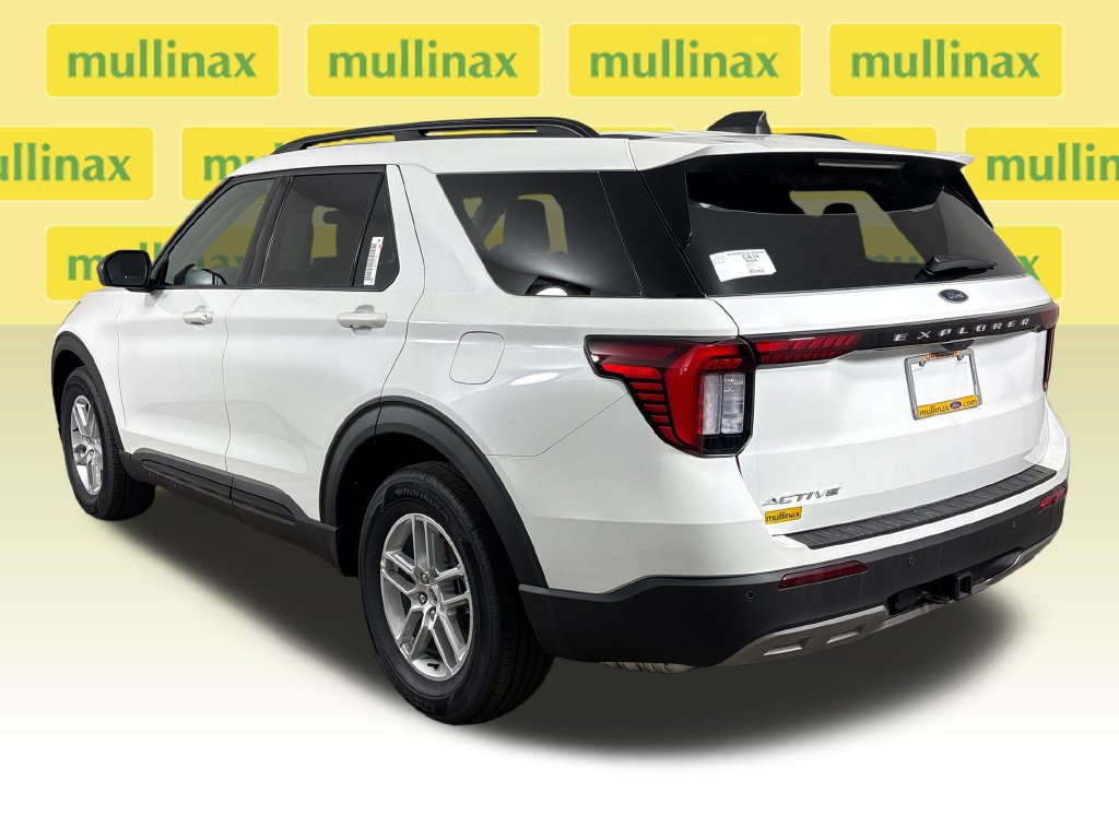 New 2026 Ford Explorer Active w/ Active Comfort Package RWD image 9