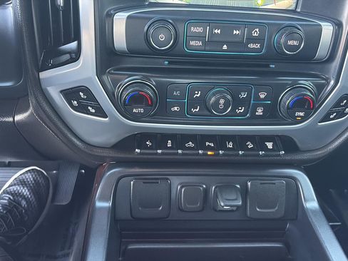 Used 2019 GMC Sierra 2500 SLT w/ Duramax Plus Package image 26