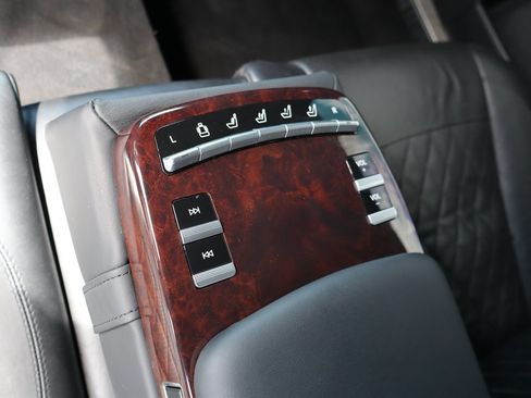 Used 2008 Mercedes-Benz S 65 AMG image 31